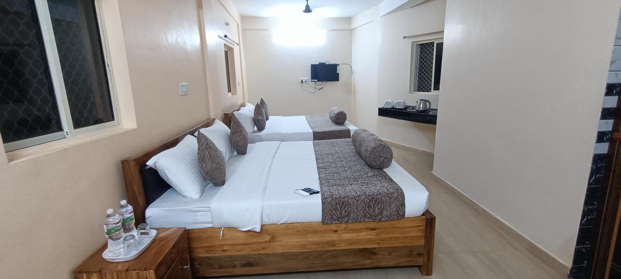 Hotel Vip Prime 푸리 외부 사진