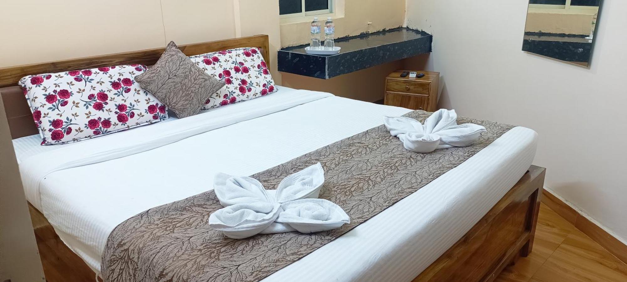 Hotel Vip Prime 푸리 외부 사진