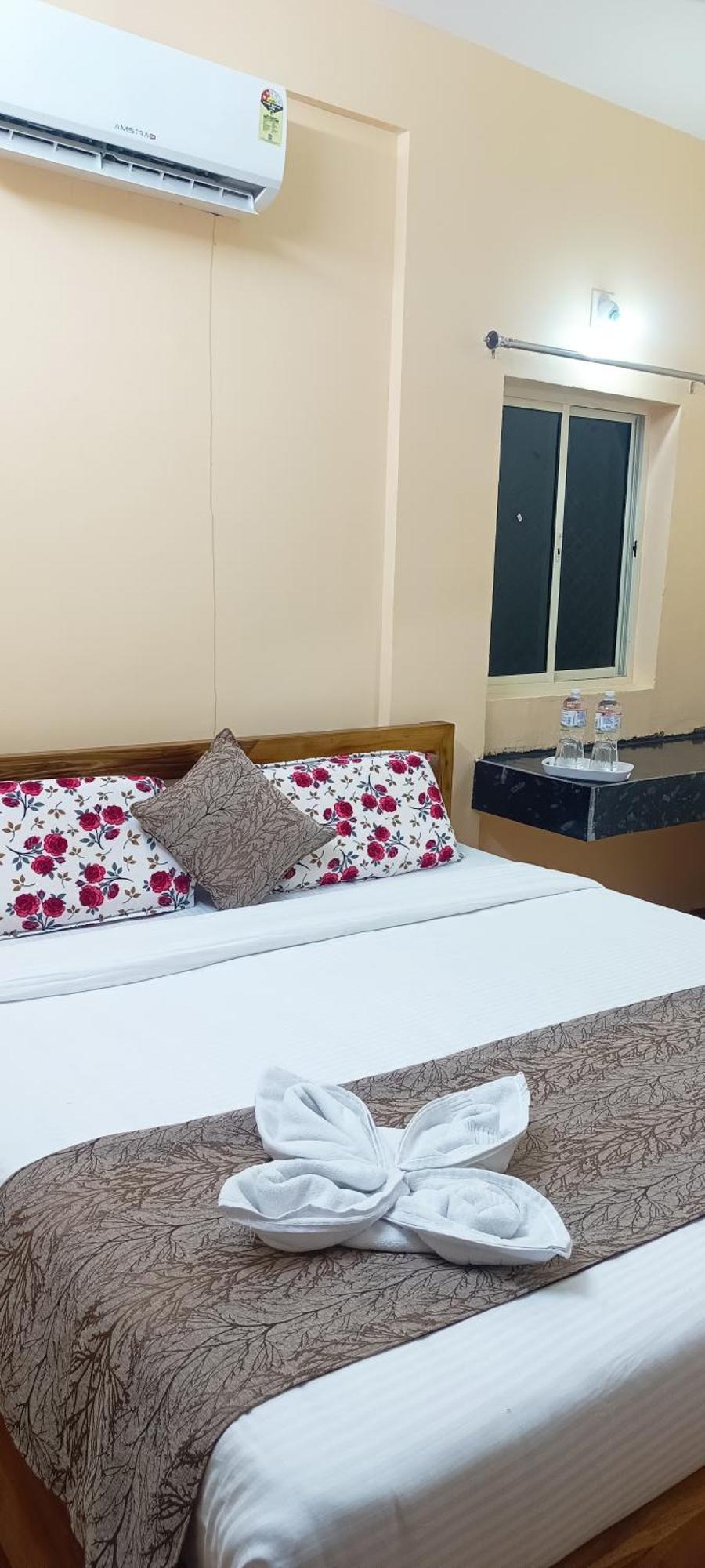 Hotel Vip Prime 푸리 외부 사진