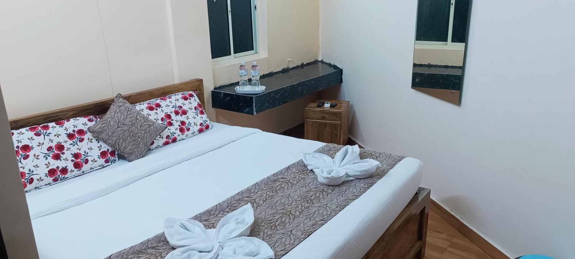 Hotel Vip Prime 푸리 외부 사진