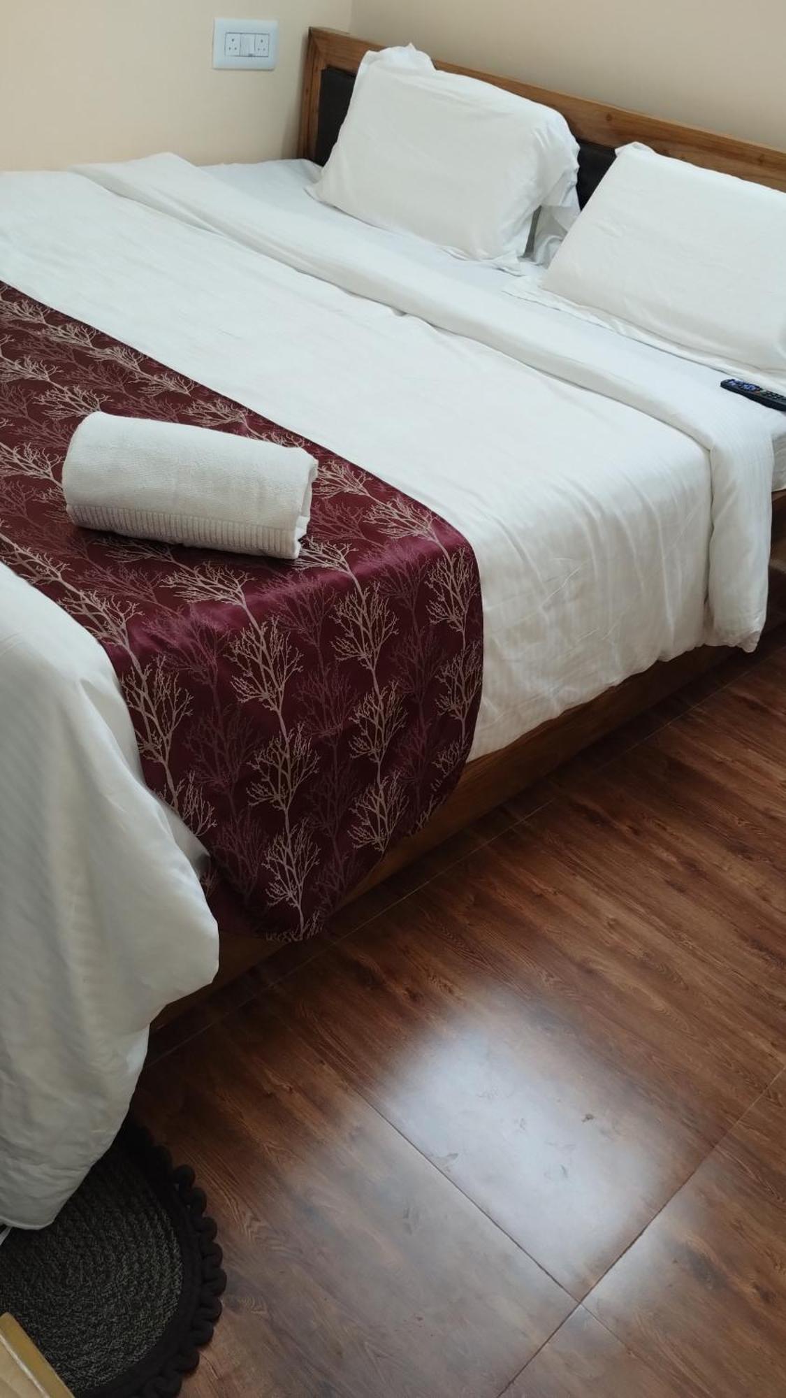 Hotel Vip Prime 푸리 외부 사진